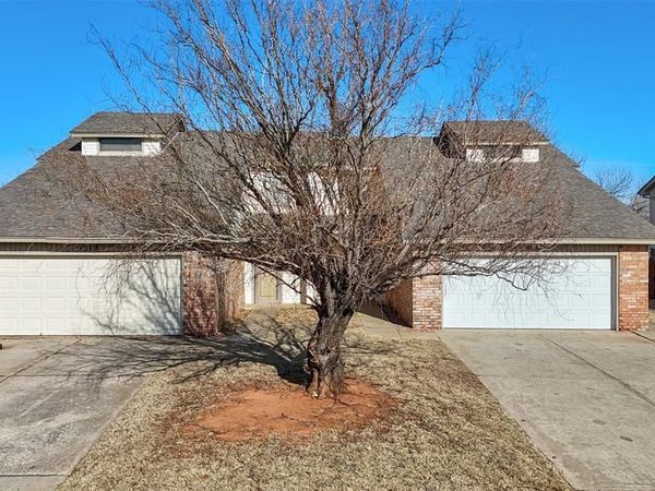 1312 Summerton Place, Yukon, OK 73099