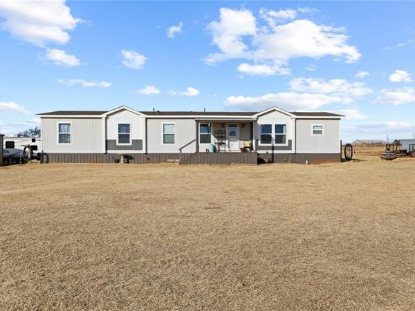 619 N 16th Street, Thomas, OK 73669