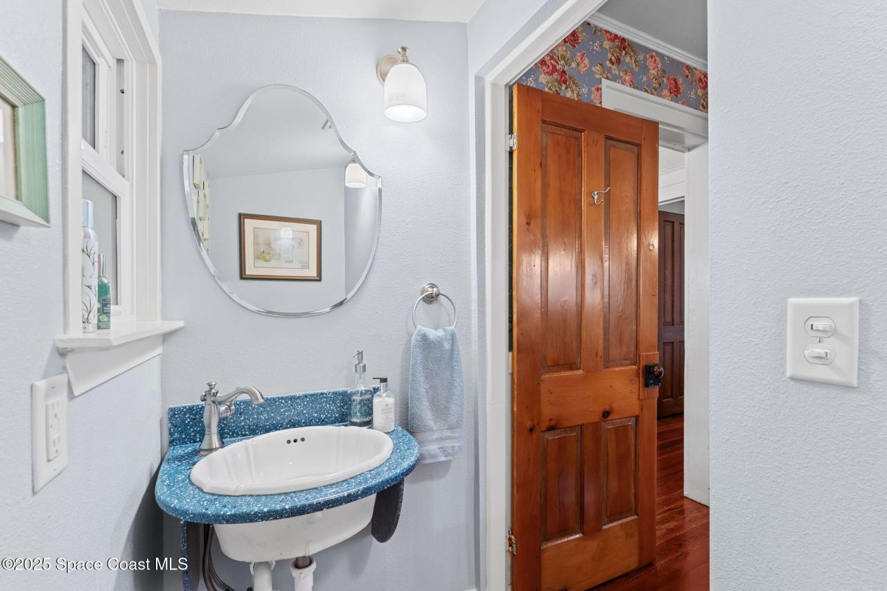 27 Barton Avenue, Rockledge, FL 32955 Photo