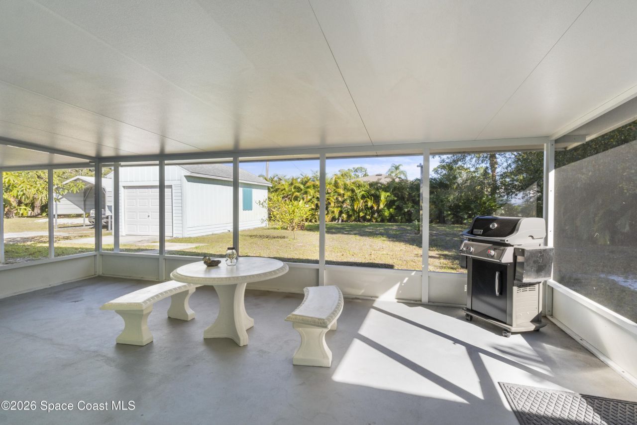 637 Roseland Road, Sebastian, FL 32958 Photo