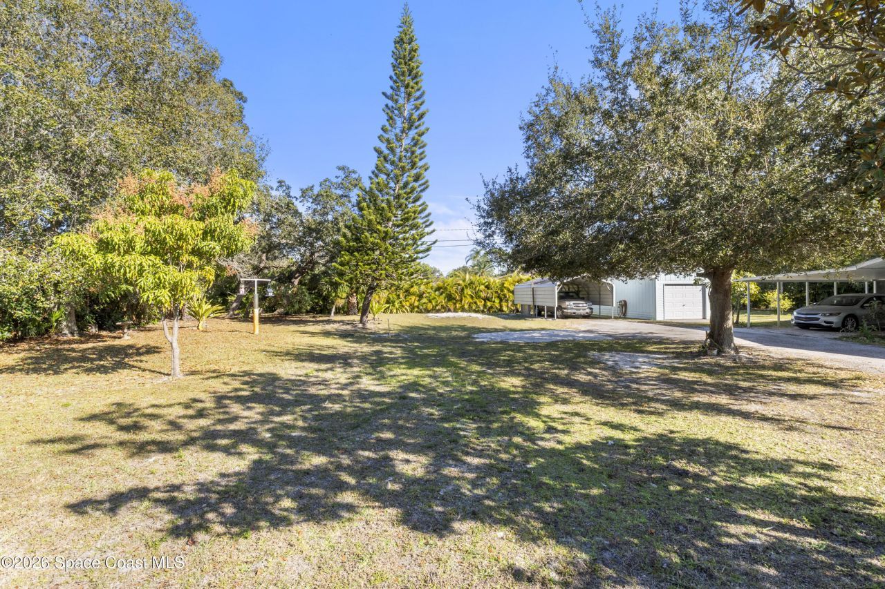 637 Roseland Road, Sebastian, FL 32958 Photo