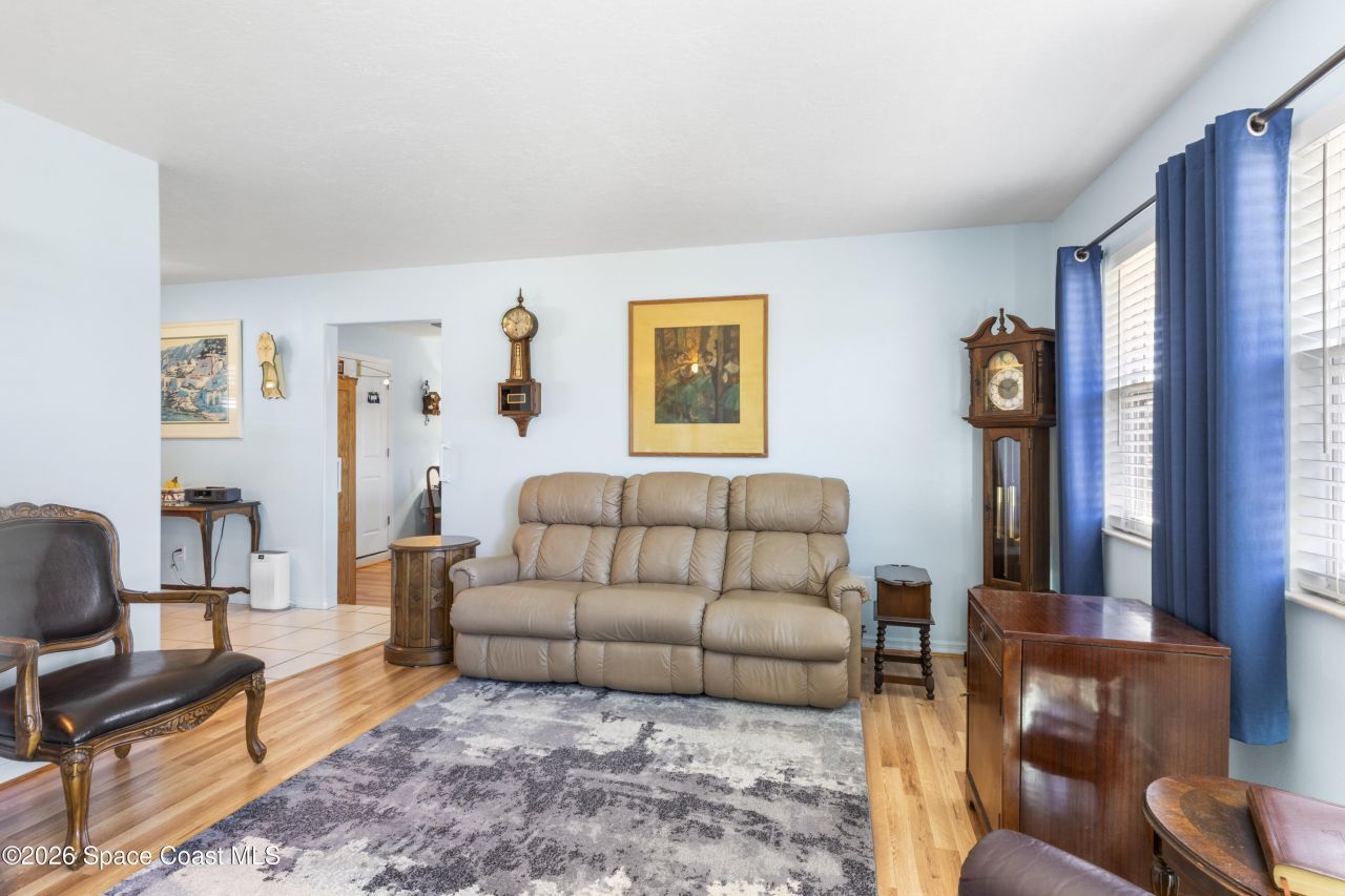 637 Roseland Road, Sebastian, FL 32958 Photo