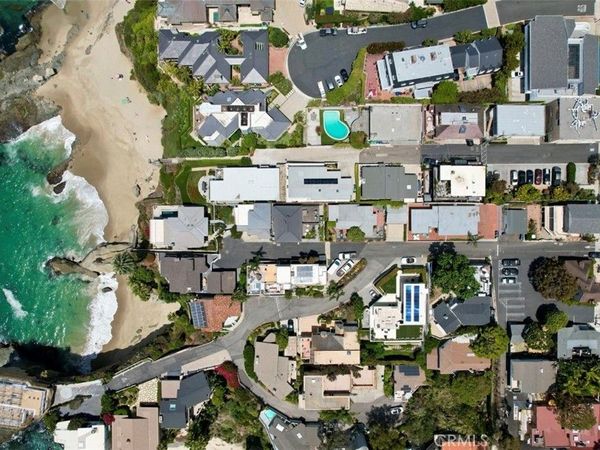 31678 Seacliff Drive, Laguna Beach, CA 92651