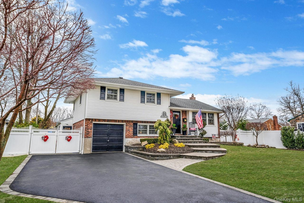 68 Elder Drive, Commack, NY 11725 Main Photo