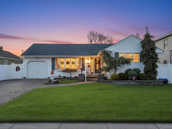 60 Essex Road, Bethpage, NY 11714