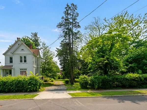 321 S Broadway, Nyack, NY 10960