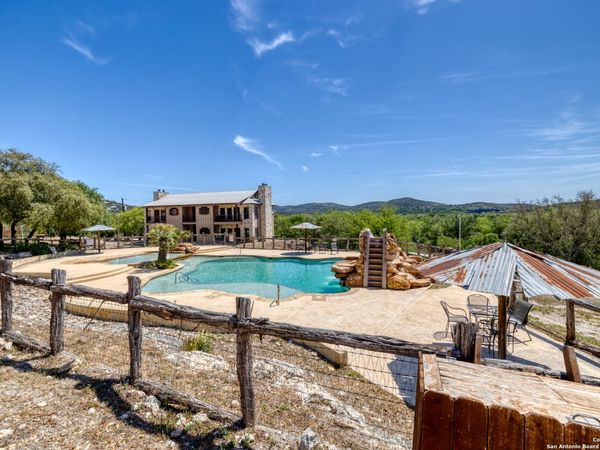 23525 us highway 83, Unit 301, ConCan, TX 78838