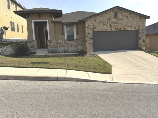 1530 Eagle Gln, San Antonio, TX 78260