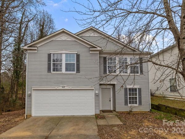 8618 Herons Pond Court, Charlotte, NC 28215