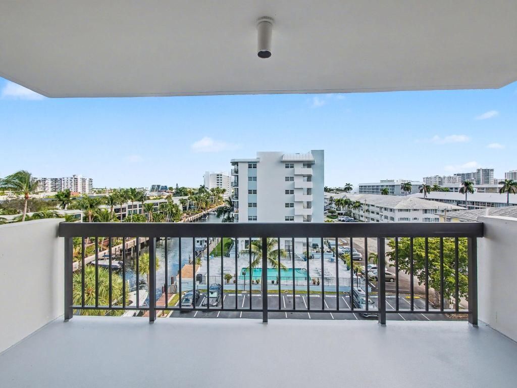 4800 Bayview Drive, Unit 606, Fort Lauderdale, FL 33308 Photo