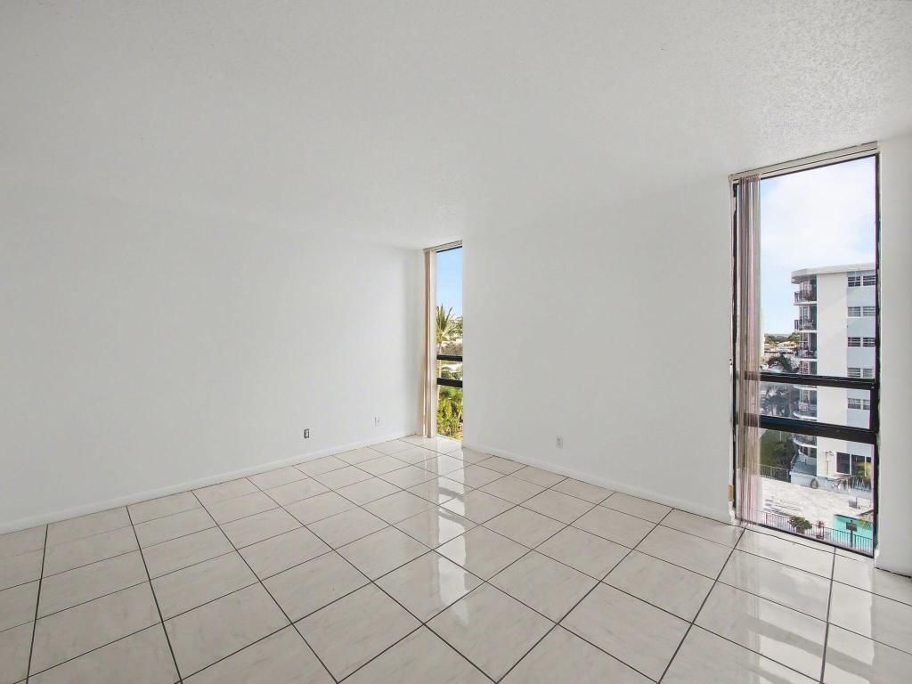 4800 Bayview Drive, Unit 606, Fort Lauderdale, FL 33308 Photo