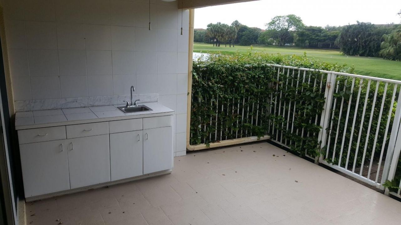 17046 Boca Club Boulevard, Unit 6, Boca Raton, FL 33487 Photo