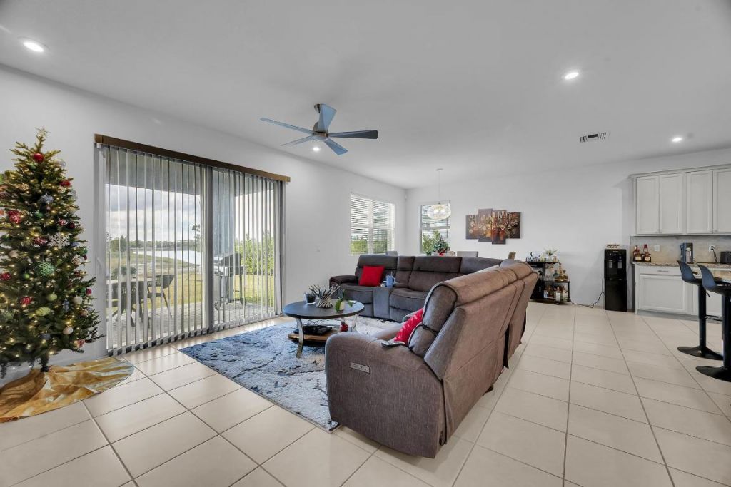 10142 SW Orana Drive, Port Saint Lucie, FL 34987 Photo