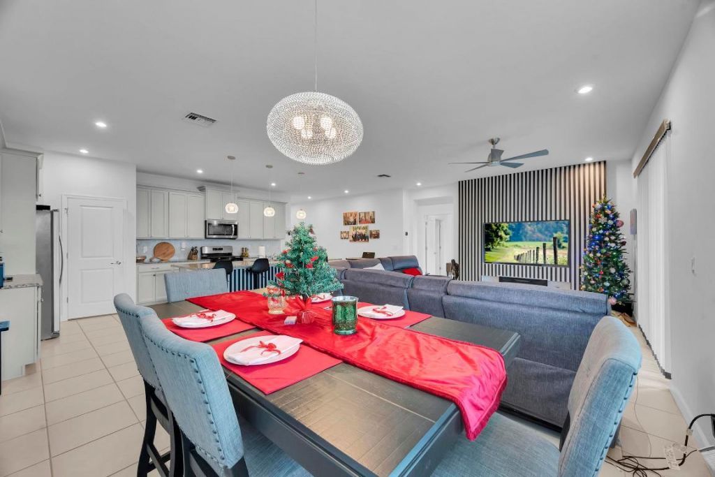 10142 SW Orana Drive, Port Saint Lucie, FL 34987 Photo