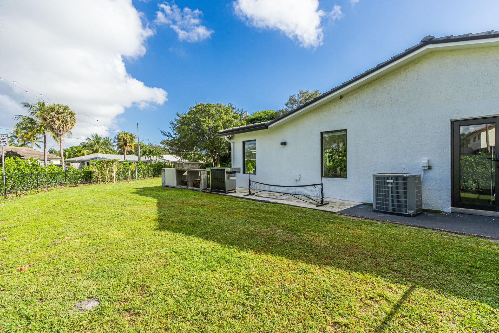 1049 W Palmetto Park Road S, Boca Raton, FL 33486 Photo