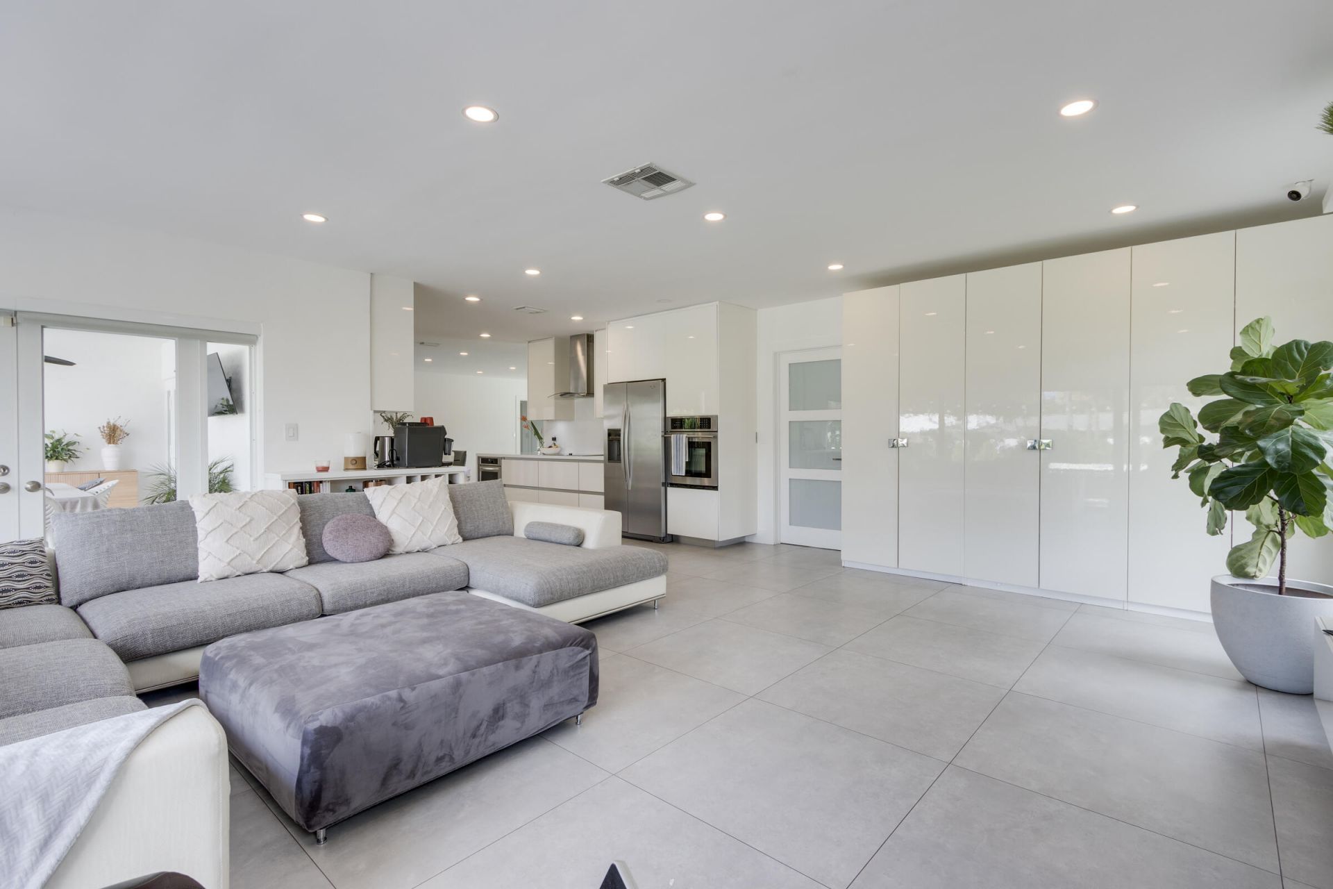 1049 W Palmetto Park Road S, Boca Raton, FL 33486 Photo