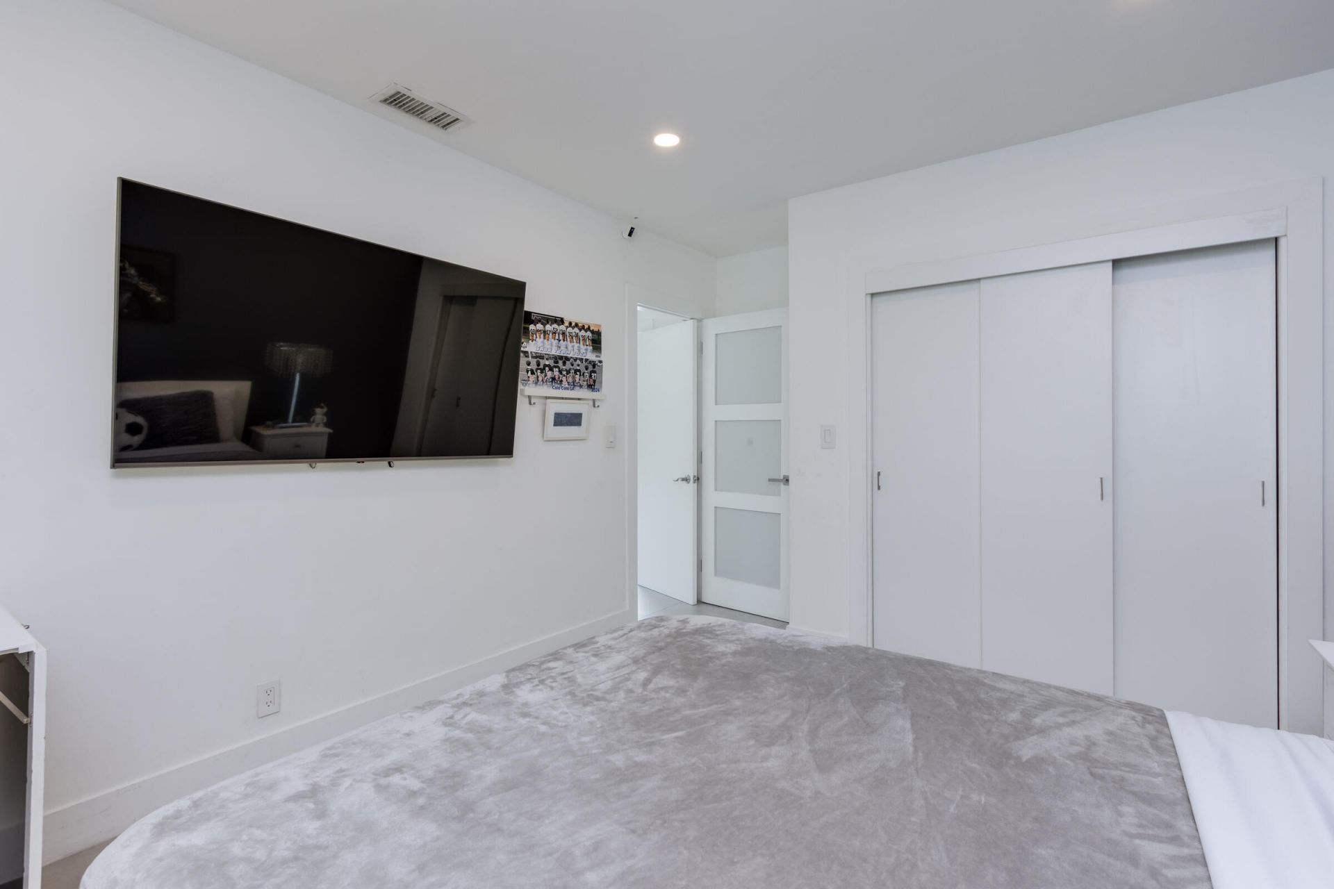 1049 W Palmetto Park Road S, Boca Raton, FL 33486 Photo