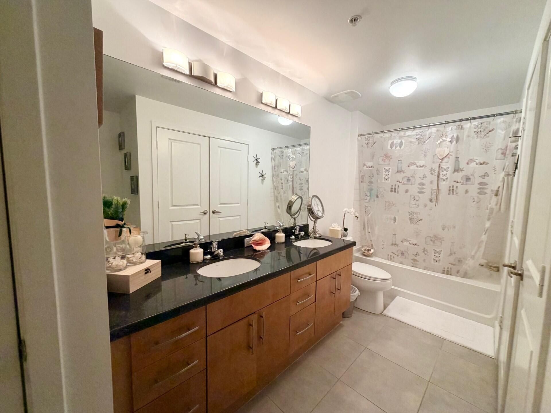 300 S Australian Avenue, Unit 1010, West Palm Beach, FL 33401 Photo