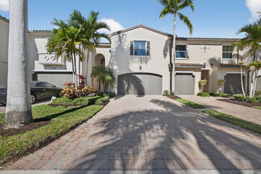 4543 Mediterranean Circle, Palm Beach Gardens, FL 33418 Photo