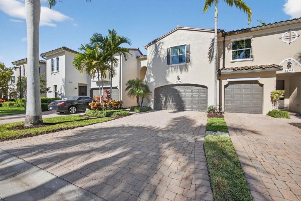4543 Mediterranean Circle, Palm Beach Gardens, FL 33418 Photo
