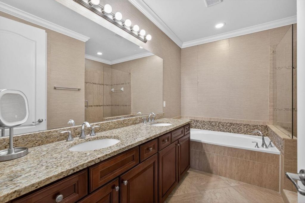 4543 Mediterranean Circle, Palm Beach Gardens, FL 33418 Photo