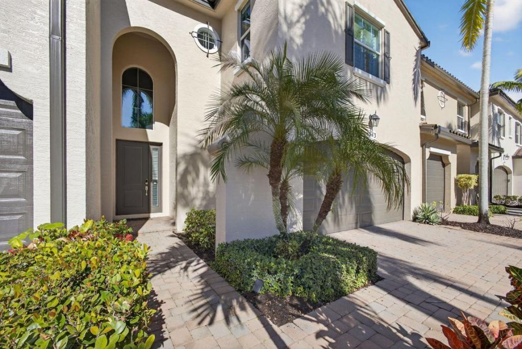4543 Mediterranean Circle, Palm Beach Gardens, FL 33418 Photo