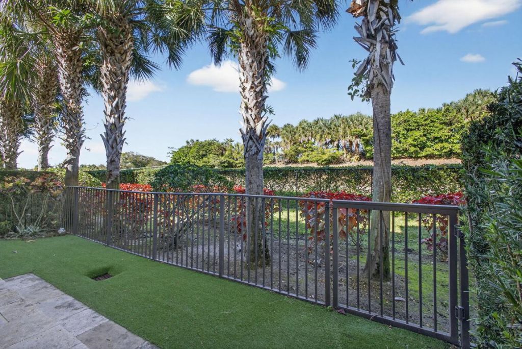 4543 Mediterranean Circle, Palm Beach Gardens, FL 33418 Photo