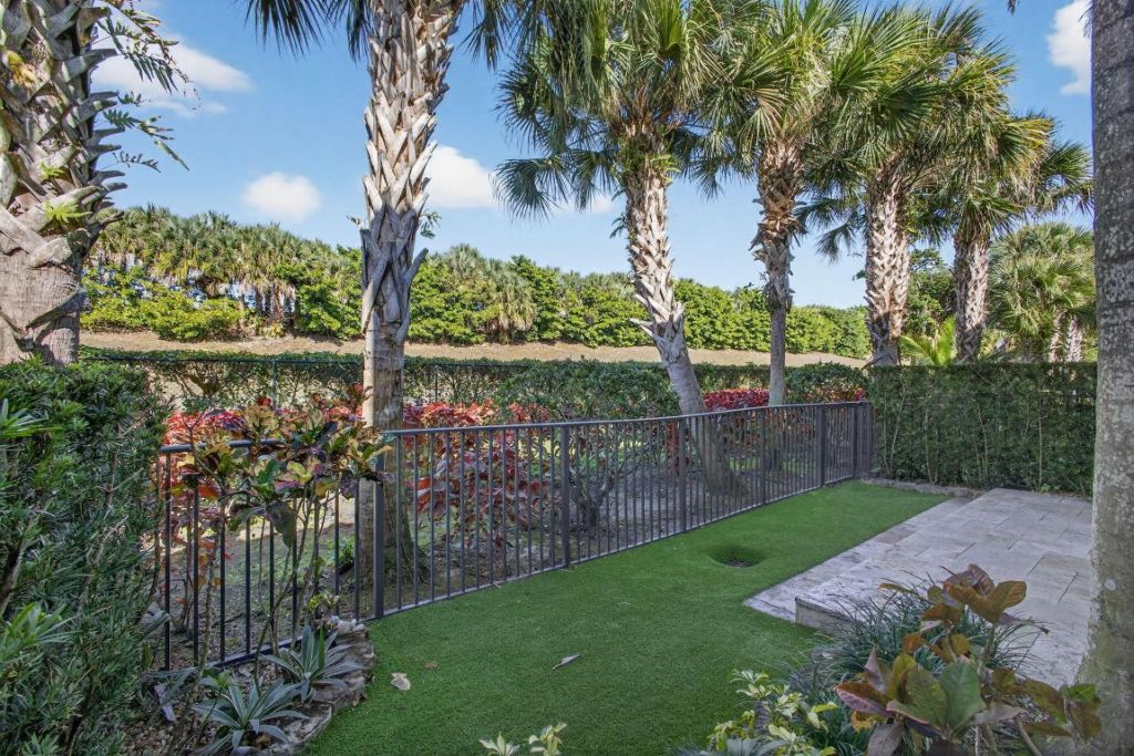 4543 Mediterranean Circle, Palm Beach Gardens, FL 33418 Photo