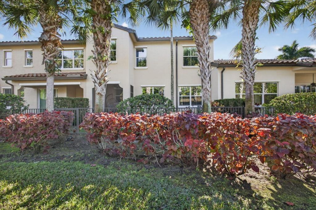 4543 Mediterranean Circle, Palm Beach Gardens, FL 33418 Photo