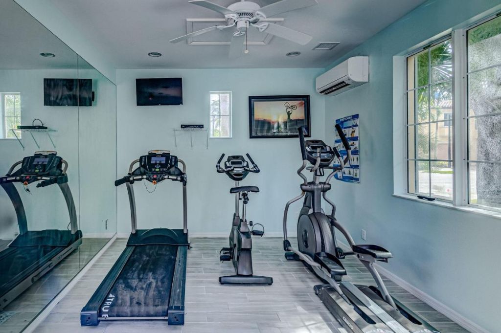 4543 Mediterranean Circle, Palm Beach Gardens, FL 33418 Photo