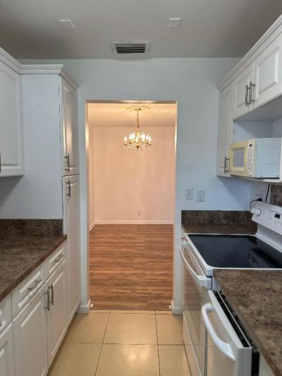 552 High Point Drive, Unit C, Delray Beach, FL 33445 Photo