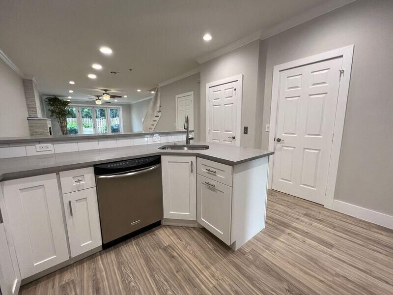 4216 Seagrape Drive, Unit 4216, Lauderdale by the Sea, FL 33308 Photo