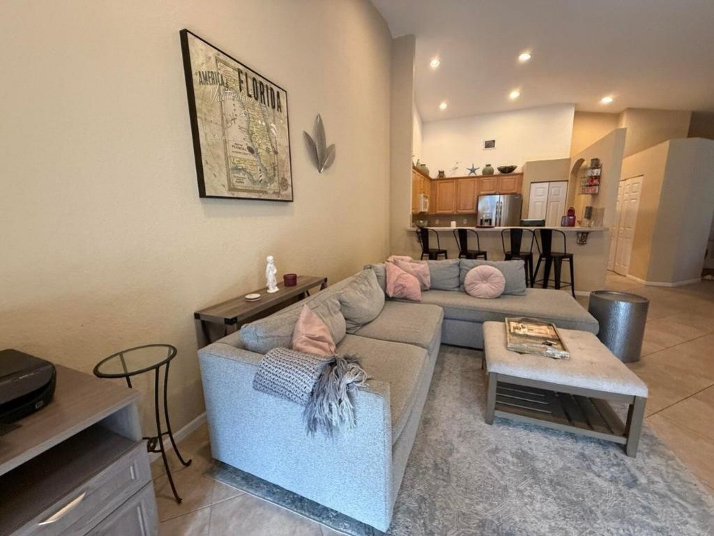 328 W Coral Trace Circle, Delray Beach, FL 33445 Photo