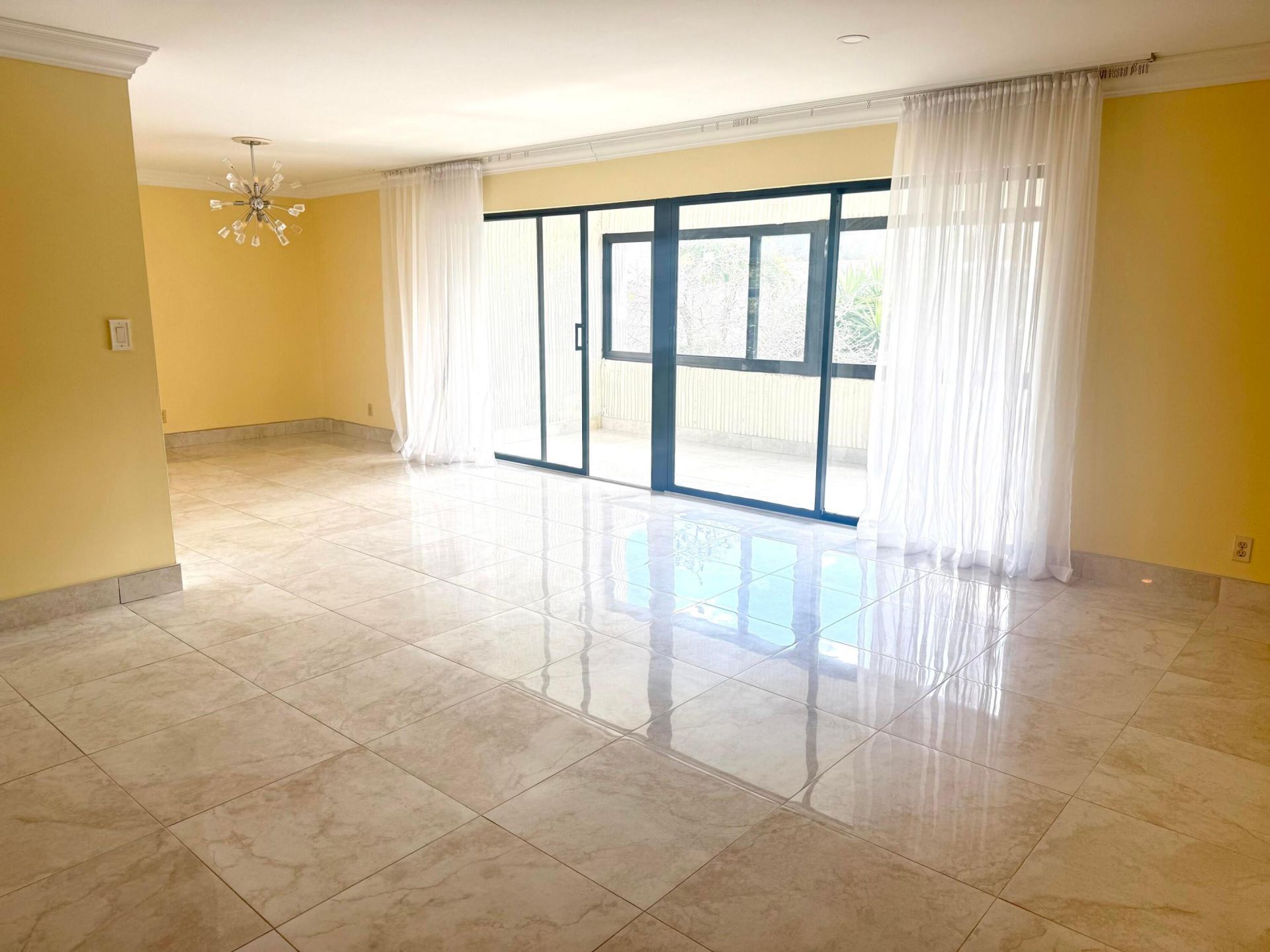 6557 Burning Wood Drive, Unit 215, Boca Raton, FL 33433 Photo