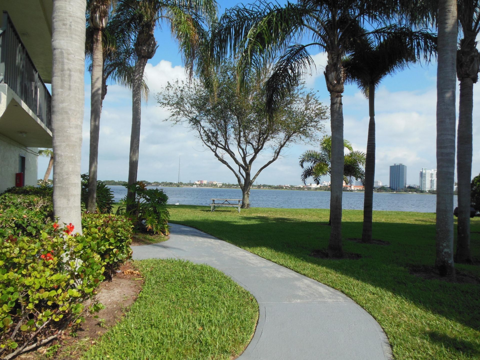 714 Executive Center Drive, Unit 110, West Palm Beach, FL 33401 Photo