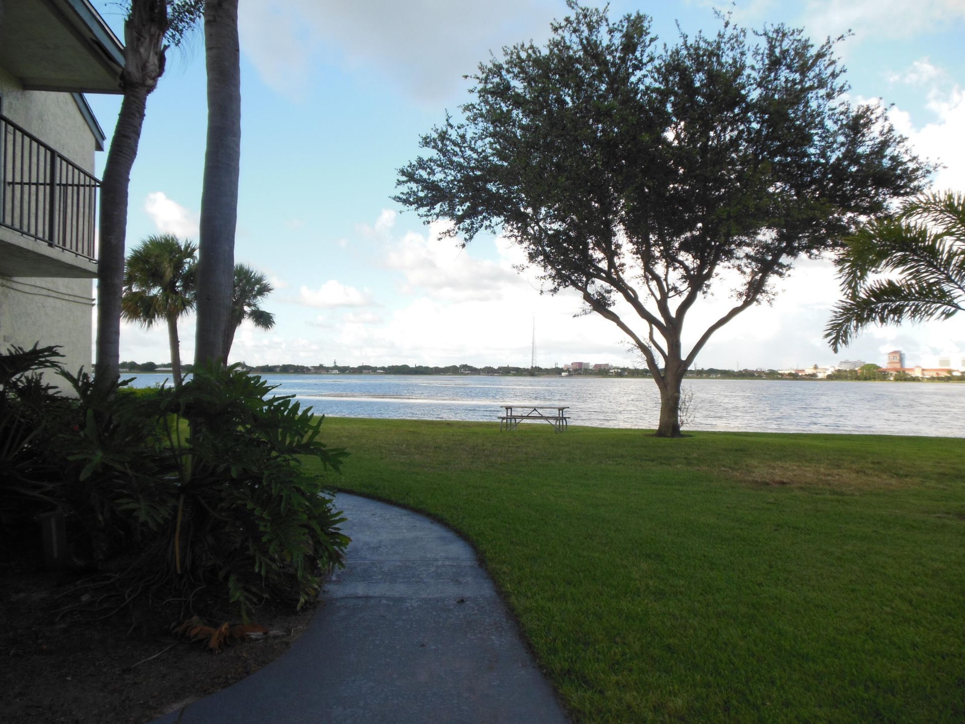 714 Executive Center Drive, Unit 110, West Palm Beach, FL 33401 Photo