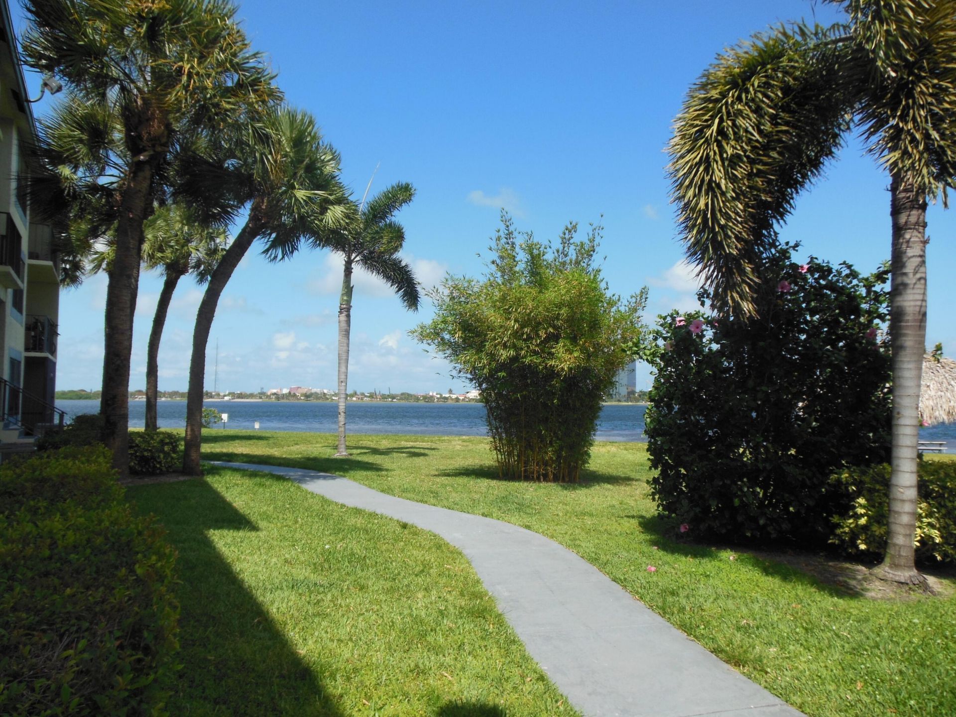 714 Executive Center Drive, Unit 110, West Palm Beach, FL 33401 Photo