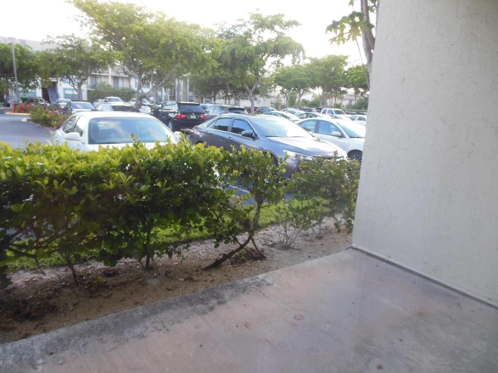 714 Executive Center Drive, Unit 110, West Palm Beach, FL 33401 Photo