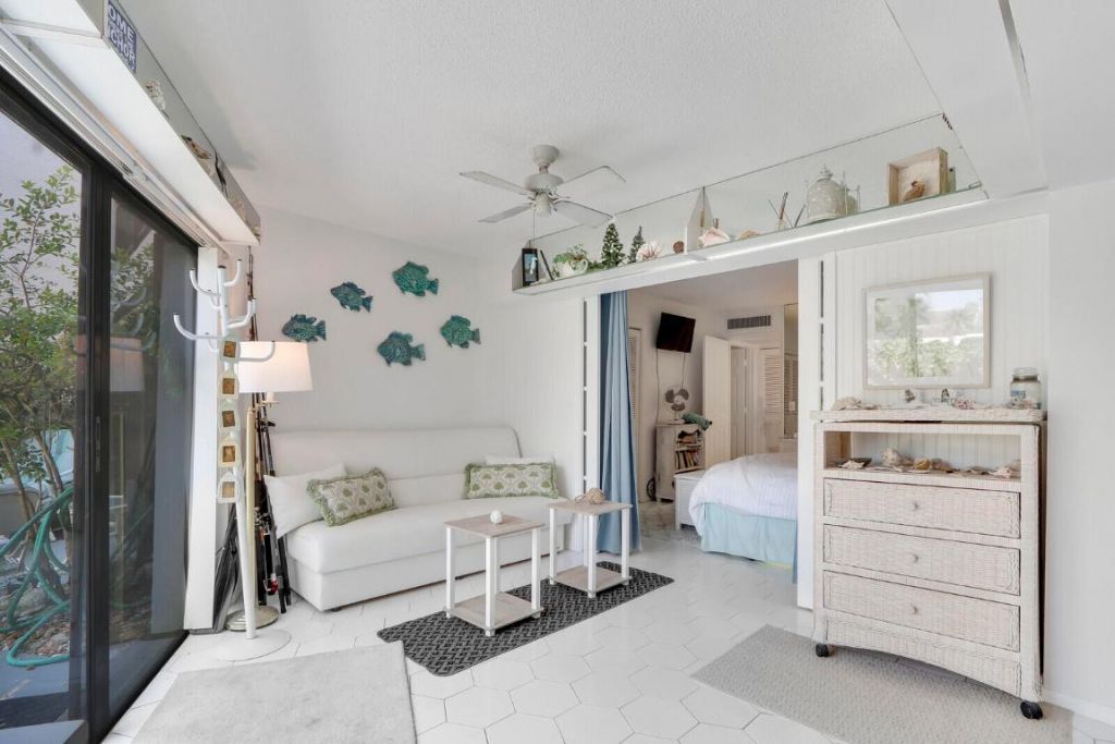 1618 Twelve Oaks Way, Unit 103, North Palm Beach, FL 33408 Photo