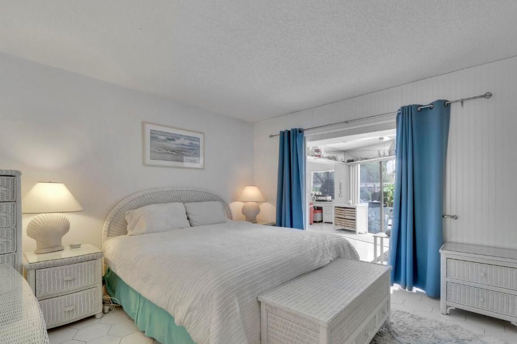 1618 Twelve Oaks Way, Unit 103, North Palm Beach, FL 33408 Photo