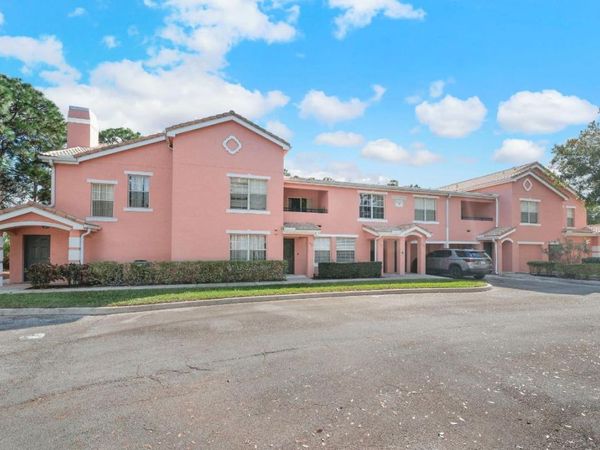 112 SW Peacock Boulevard, Unit 7202, Port Saint Lucie, FL 34986