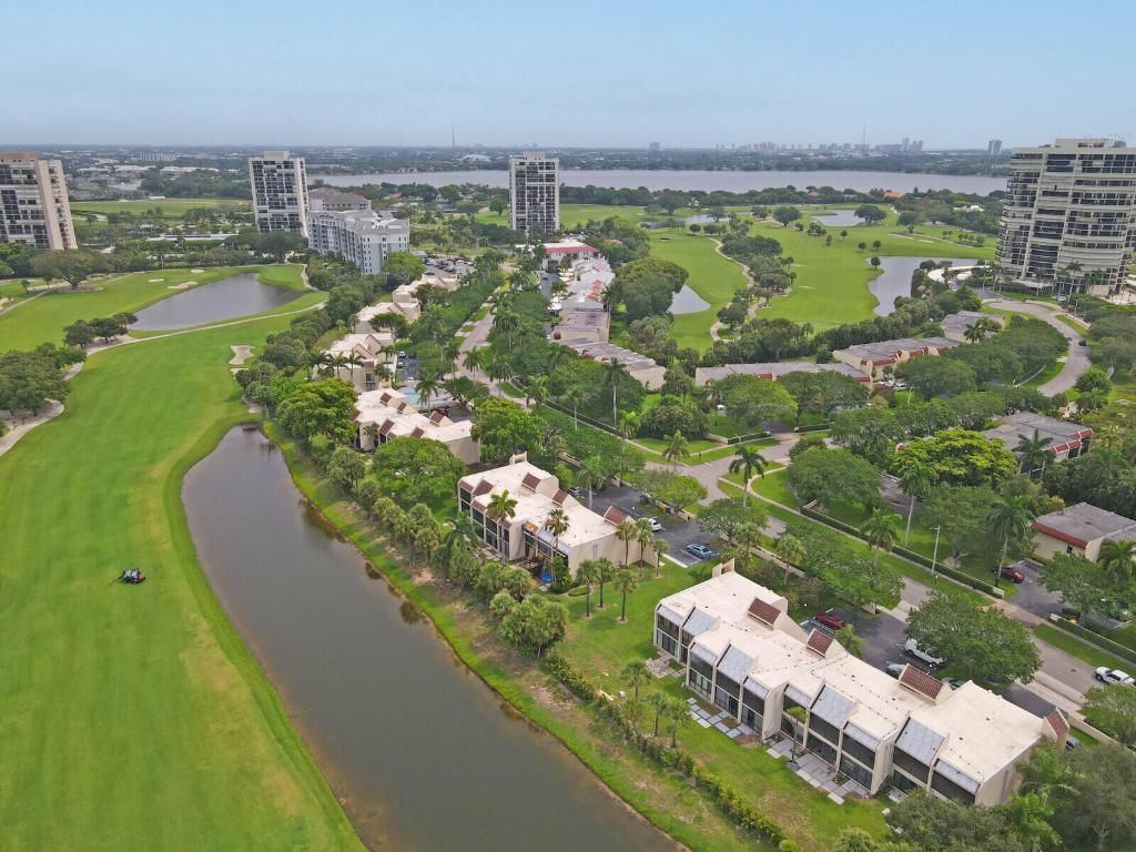 1701 Presidential Way, Unit A201, West Palm Beach, FL 33401 Photo