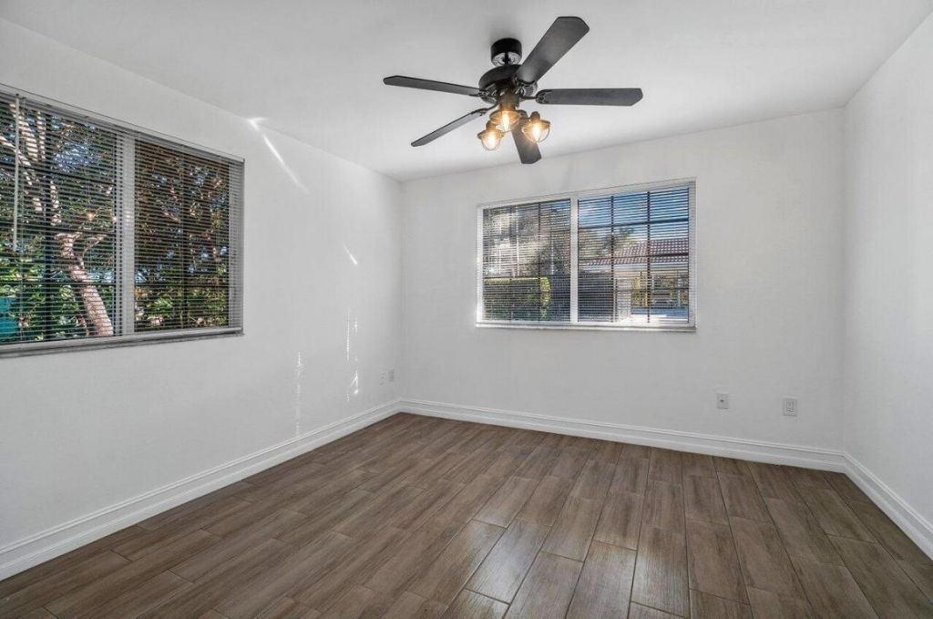 1500 Crestwood Court S, Unit 1501, Royal Palm Beach, FL 33411 Photo