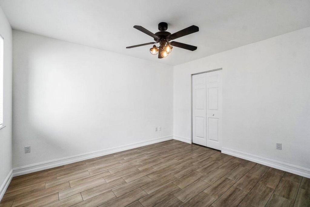 1500 Crestwood Court S, Unit 1501, Royal Palm Beach, FL 33411 Photo