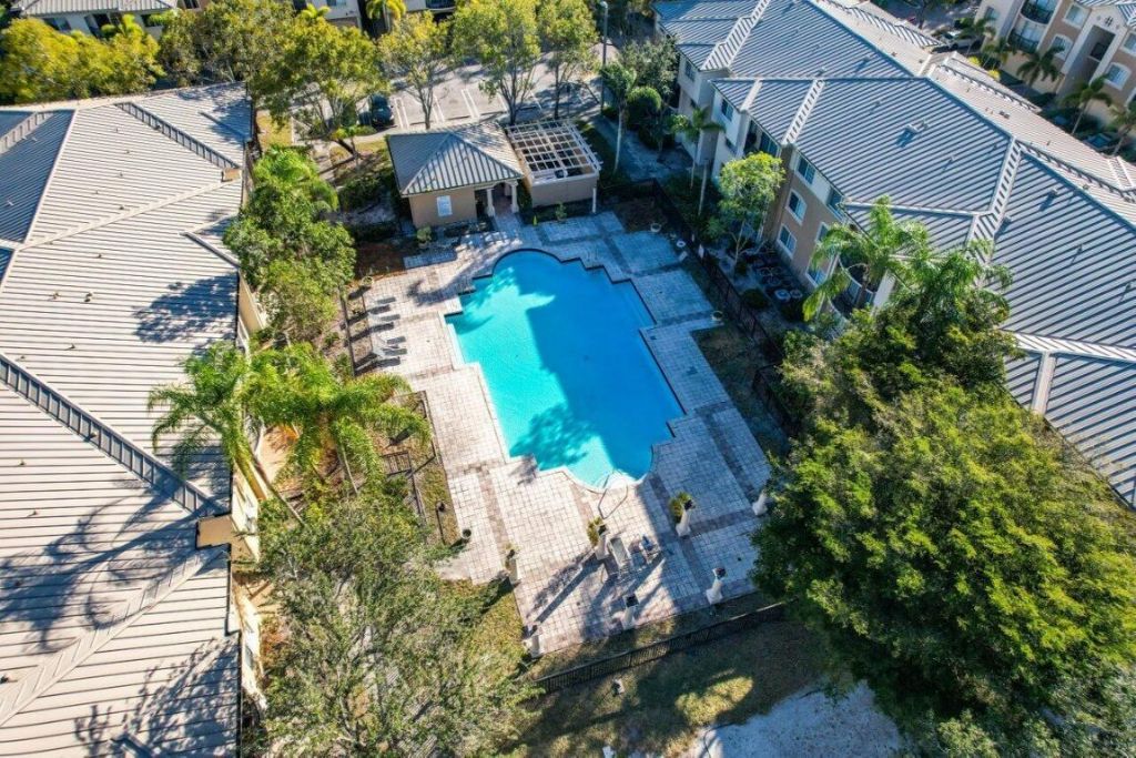 1500 Crestwood Court S, Unit 1501, Royal Palm Beach, FL 33411 Photo