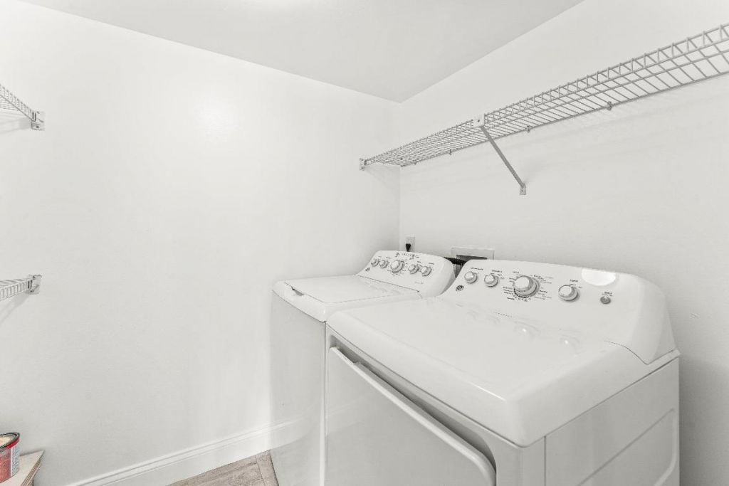 1117 Green Pine Boulevard, Unit D2, West Palm Beach, FL 33409 Photo