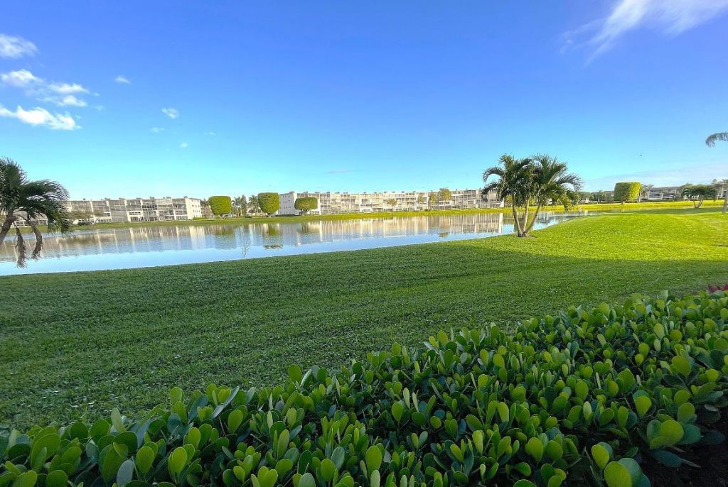 1020 Exeter B, Unit 1020, Boca Raton, FL 33434 Photo