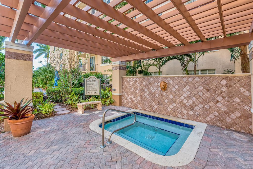 1801 N Flagler Drive, Unit 818 (Flexi, West Palm Beach, FL 33407 Photo