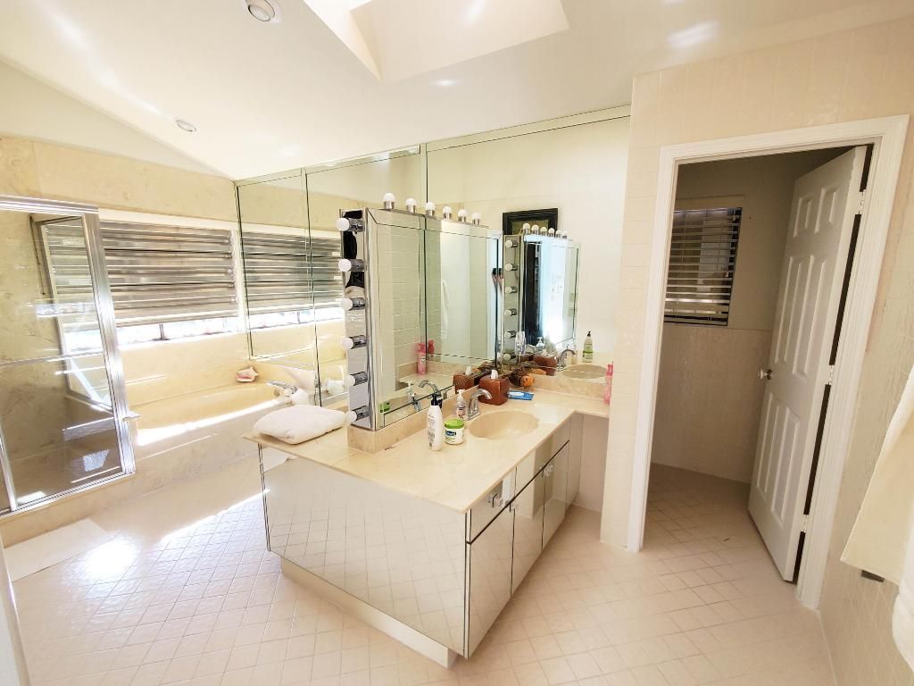 21742 Club Villa Terrace, Boca Raton, FL 33433 Photo