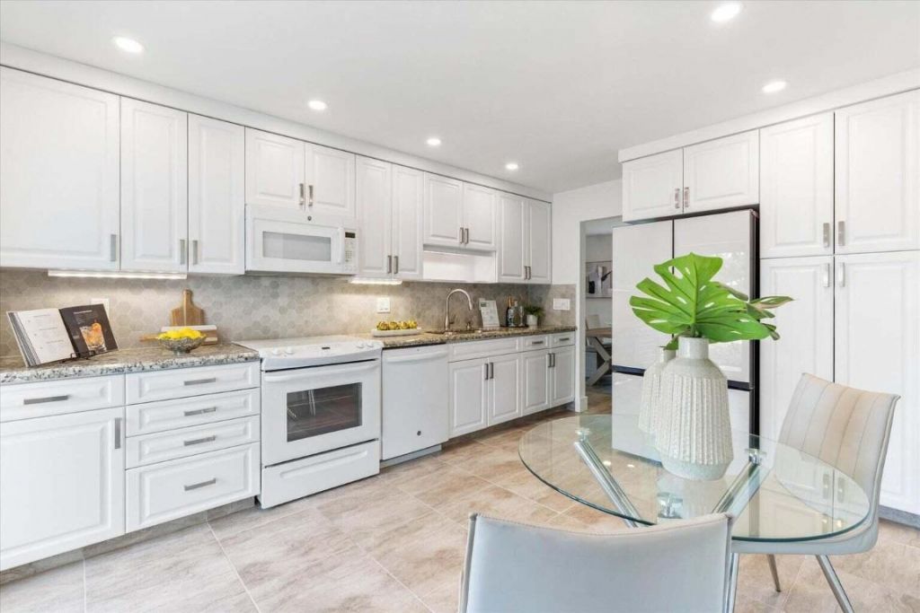 100 NW 18th Street, Delray Beach, FL 33444 Photo